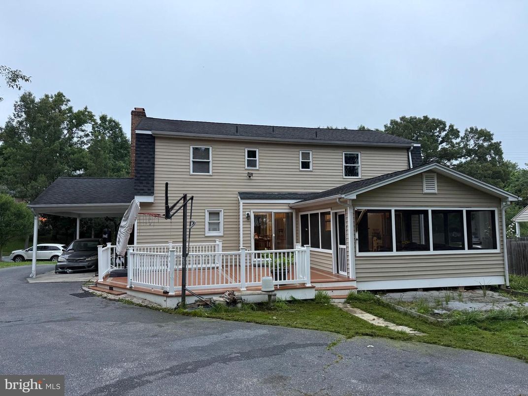 Exterior, Facade, Georgian