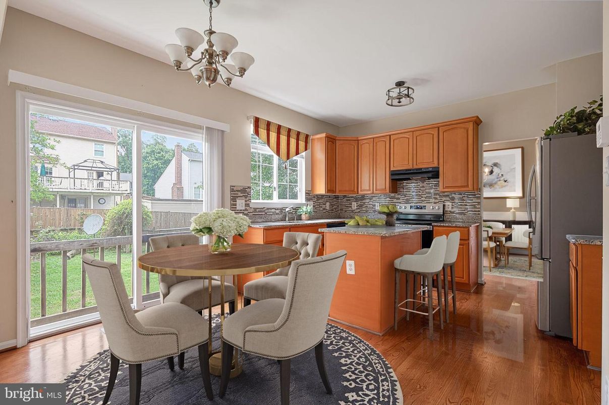 Chandelier, Dining room, Interior, Kitchen, Wood Texture Flooring