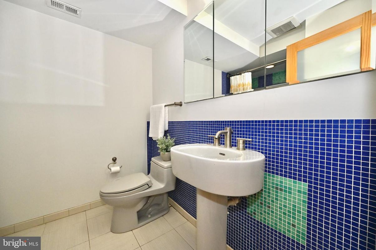Bathroom, Interior, Pendant Lights