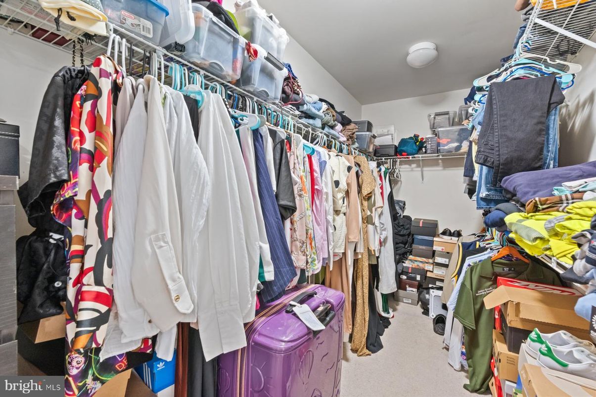 Interior, Walk-in Closets