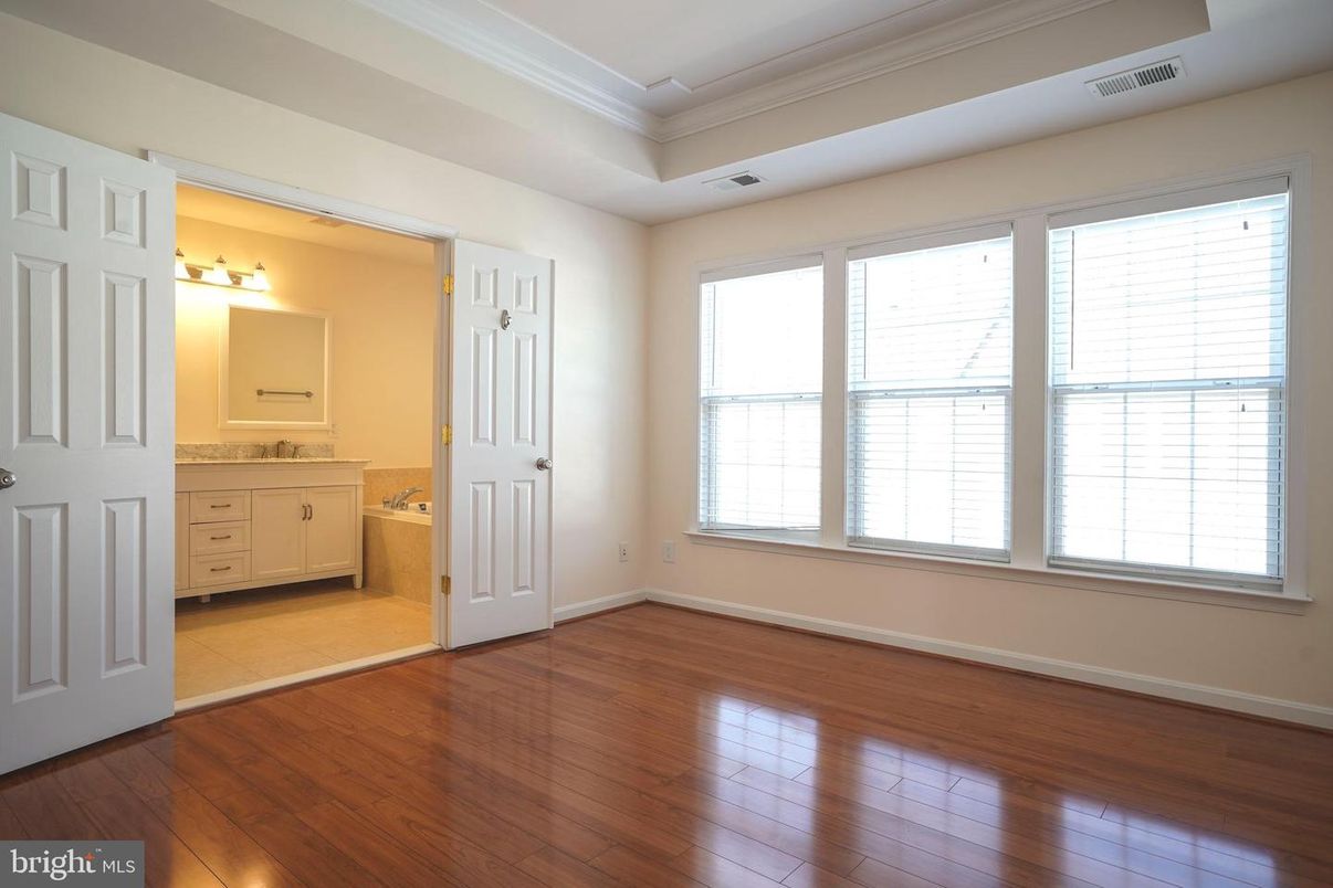 Bathroom, Empty room, Interior, Wood Texture Flooring