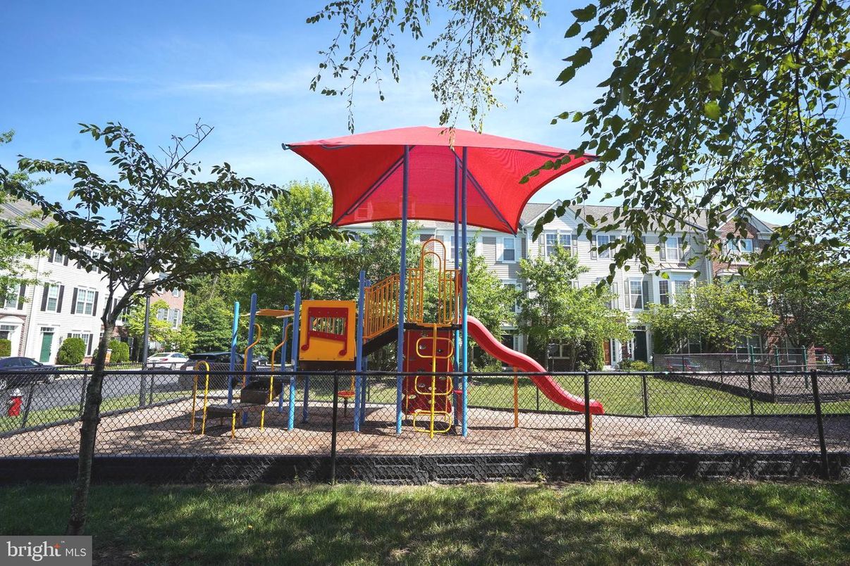 Backyard, Exterior, Playground