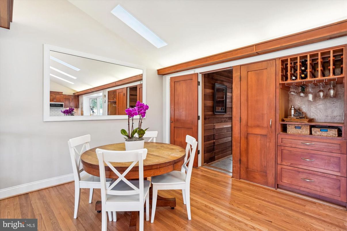 Dining room, Interior, Wood Texture Flooring