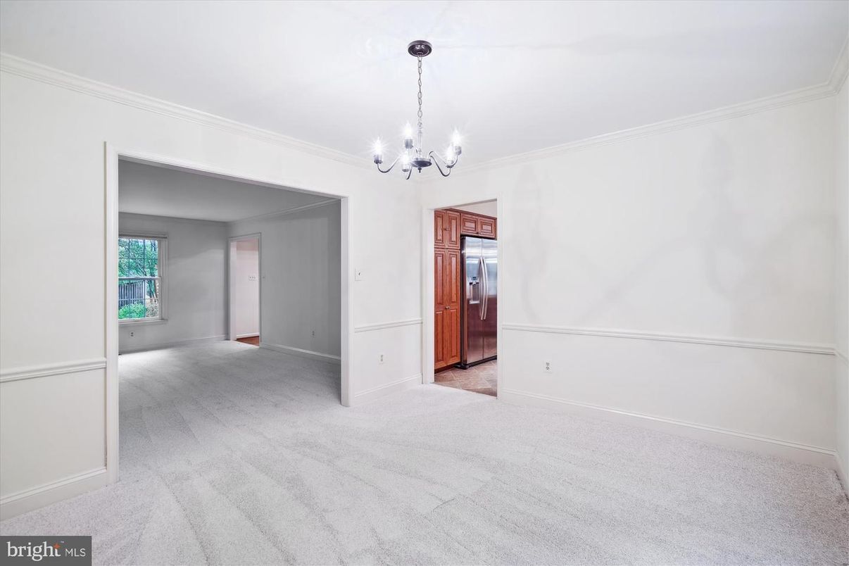 Chandelier, Empty room, Interior