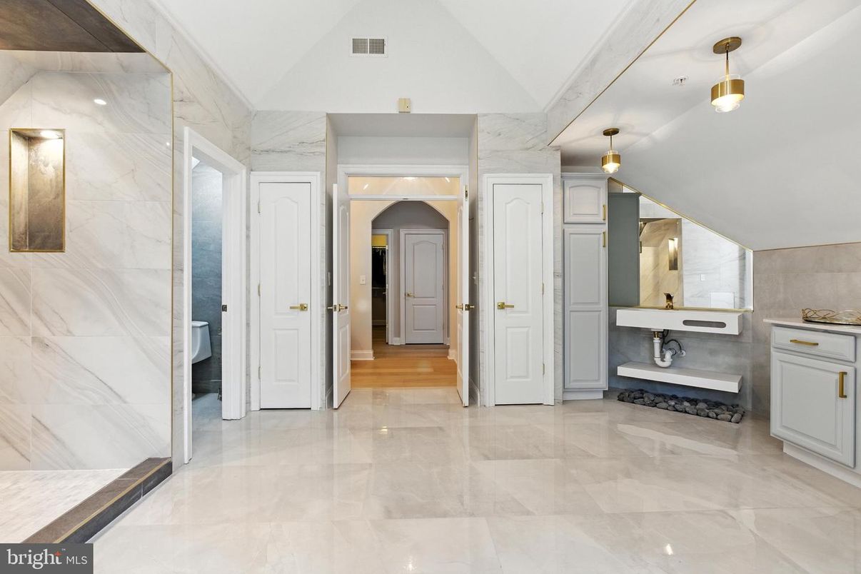 Bathroom, Interior, Marble Walls