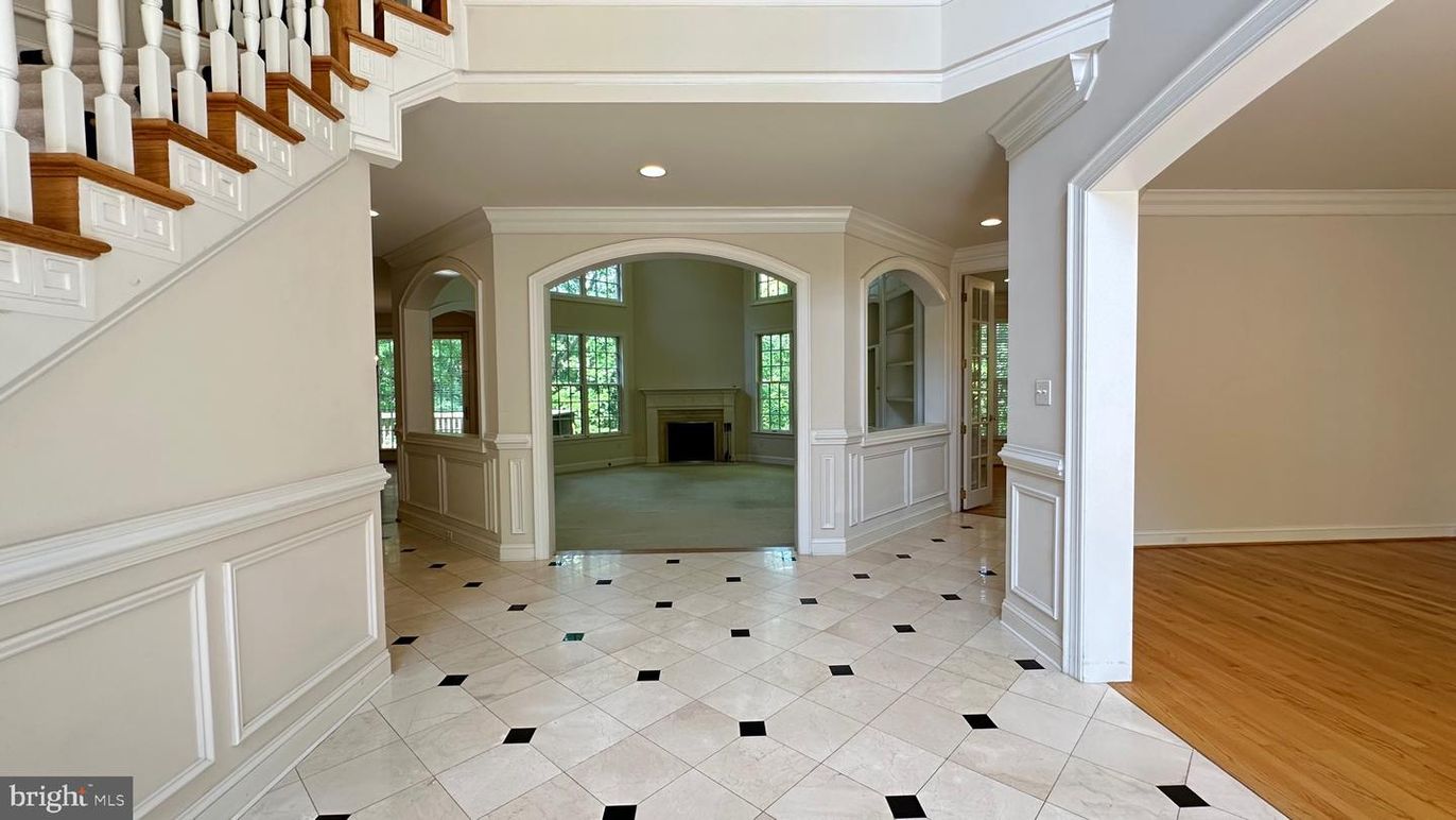 Fireplace, Interior, Recessed Lighting, Wood Texture Flooring