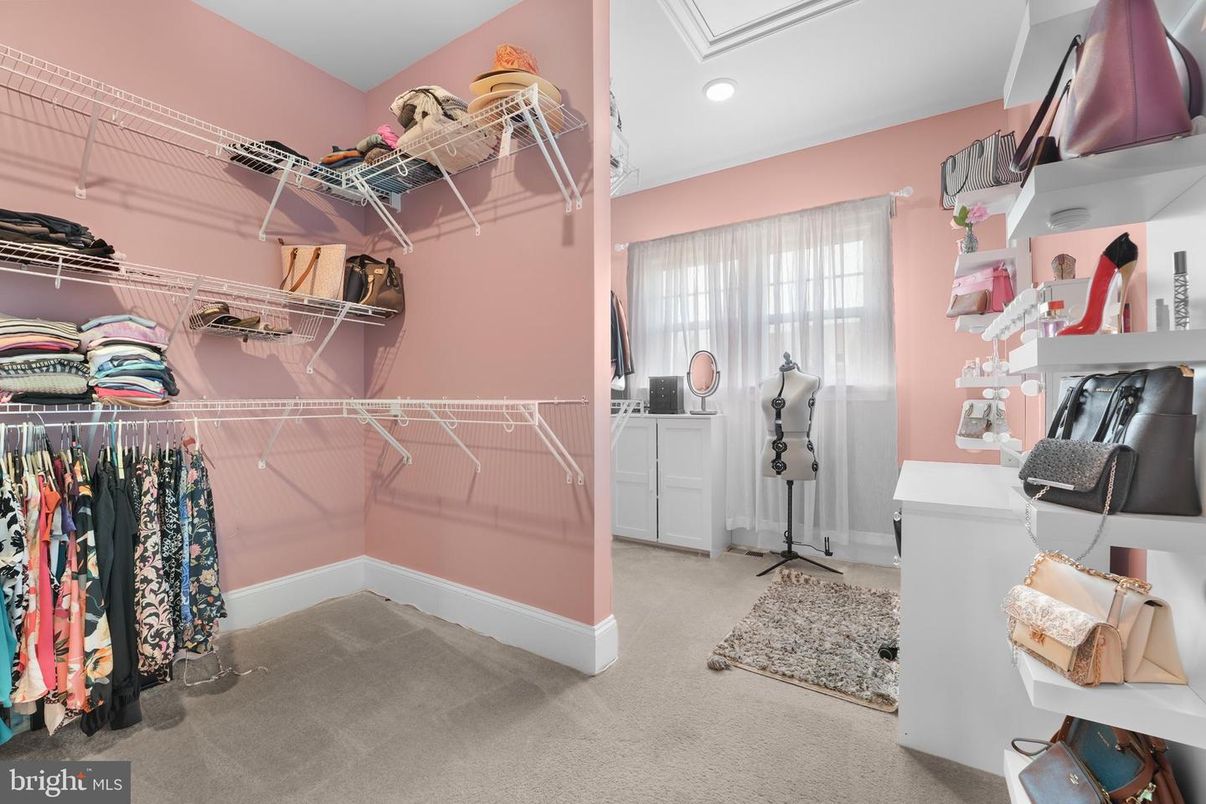 Interior, Recessed Lighting, Walk-in Closets