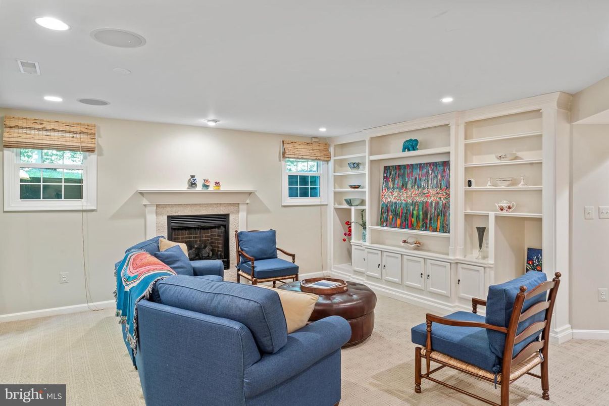Fireplace, Interior, Living room, Recessed Lighting