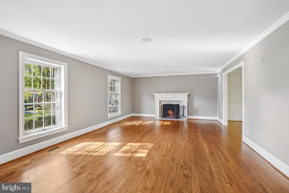 Empty room, Fireplace, Interior, Wood Texture Flooring