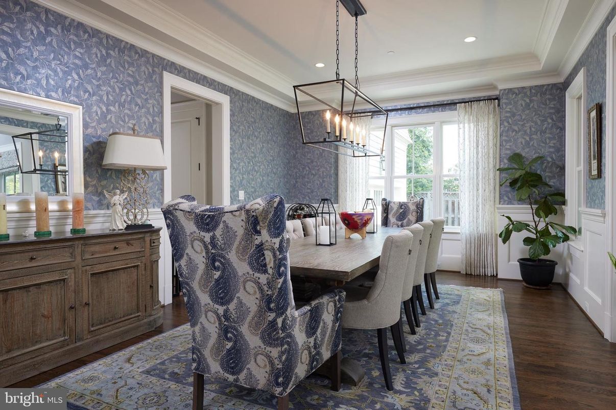 Dining room, Interior, Pendant Lights, Recessed Lighting, Wood Texture Flooring
