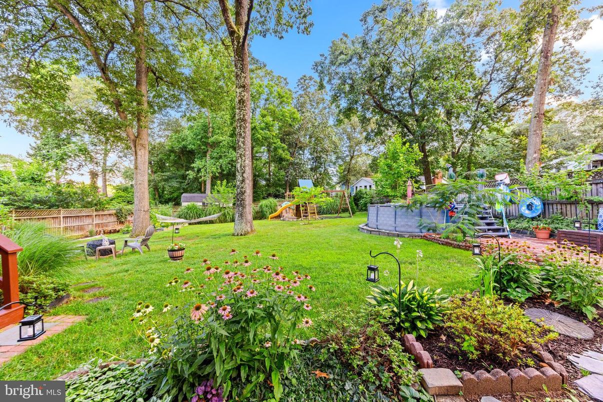 Backyard, Exterior, Playground