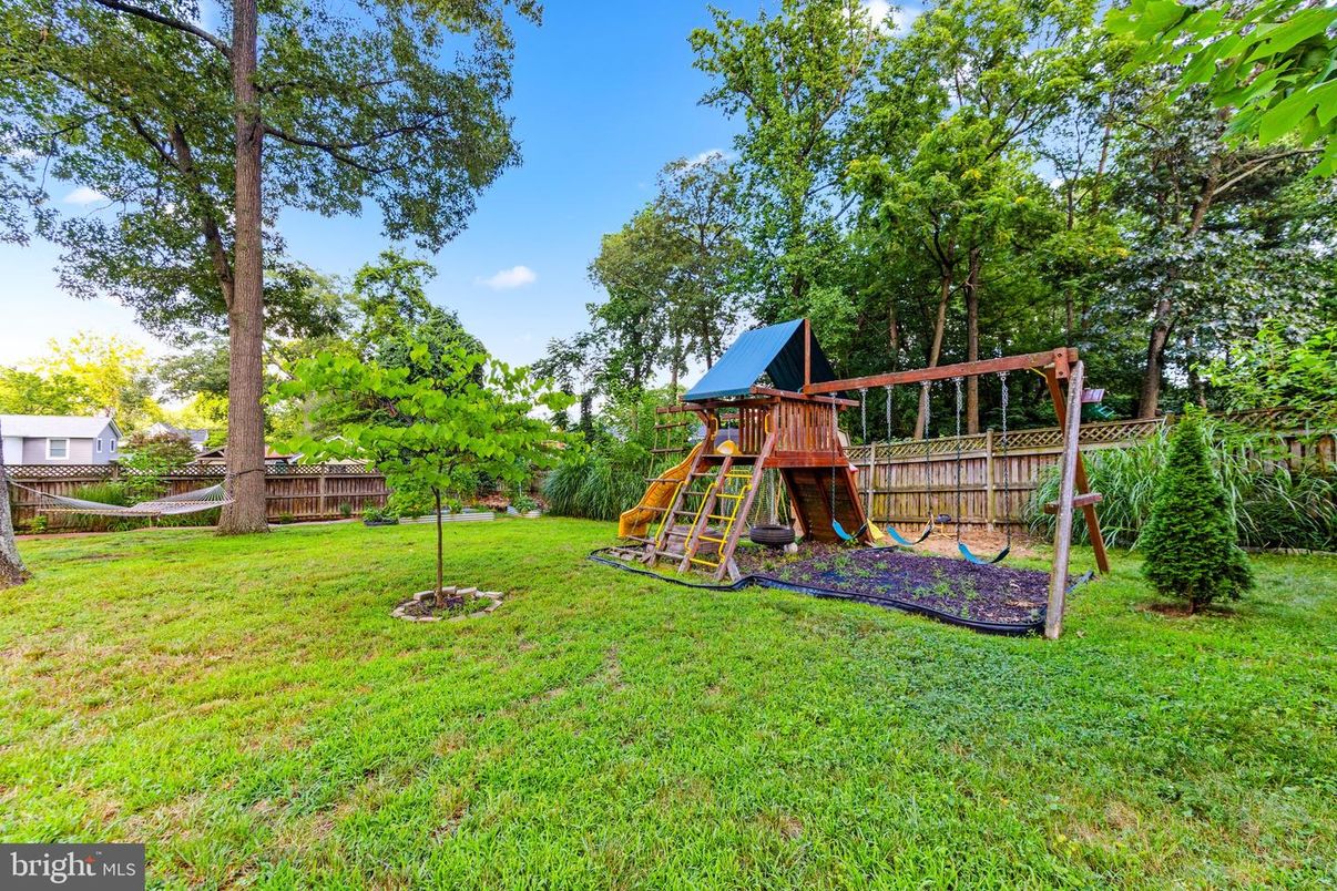 Backyard, Exterior, Playground