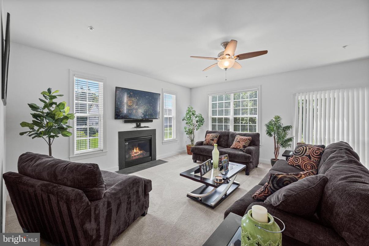 Fireplace, Interior, Living room