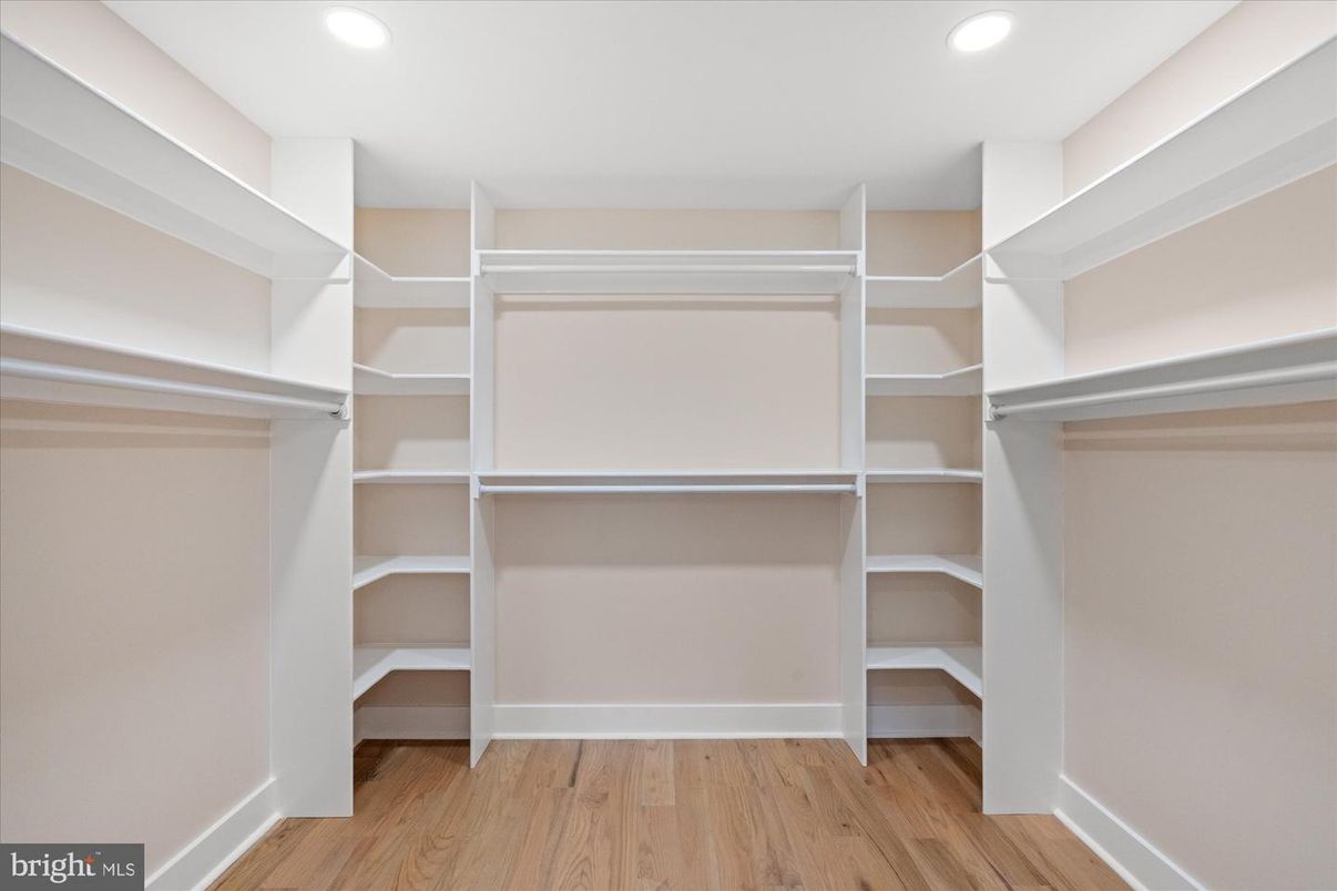 Interior, Recessed Lighting, Walk-in Closets, Wood Texture Flooring
