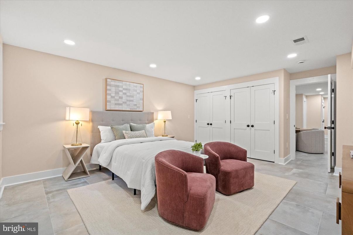 Bedroom, Interior, Recessed Lighting