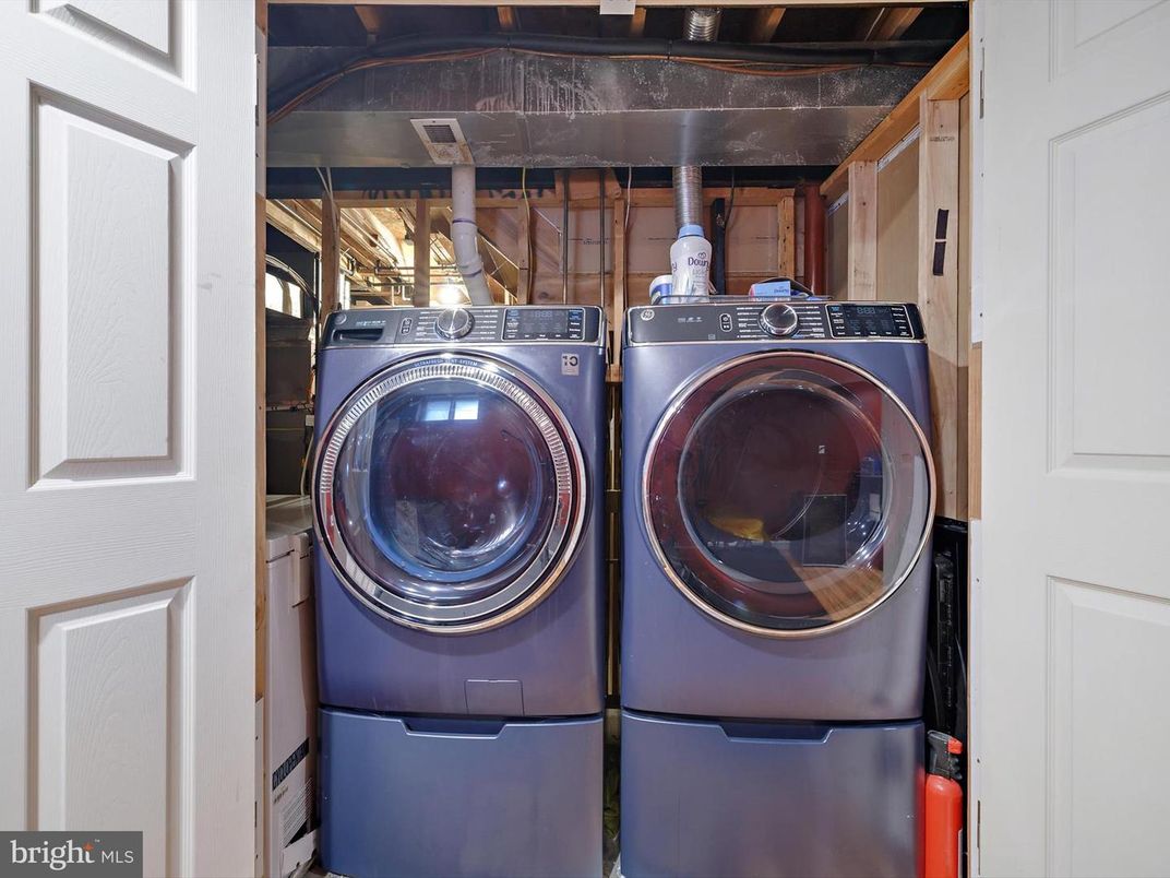 Interior, Utility Closets, Washer
