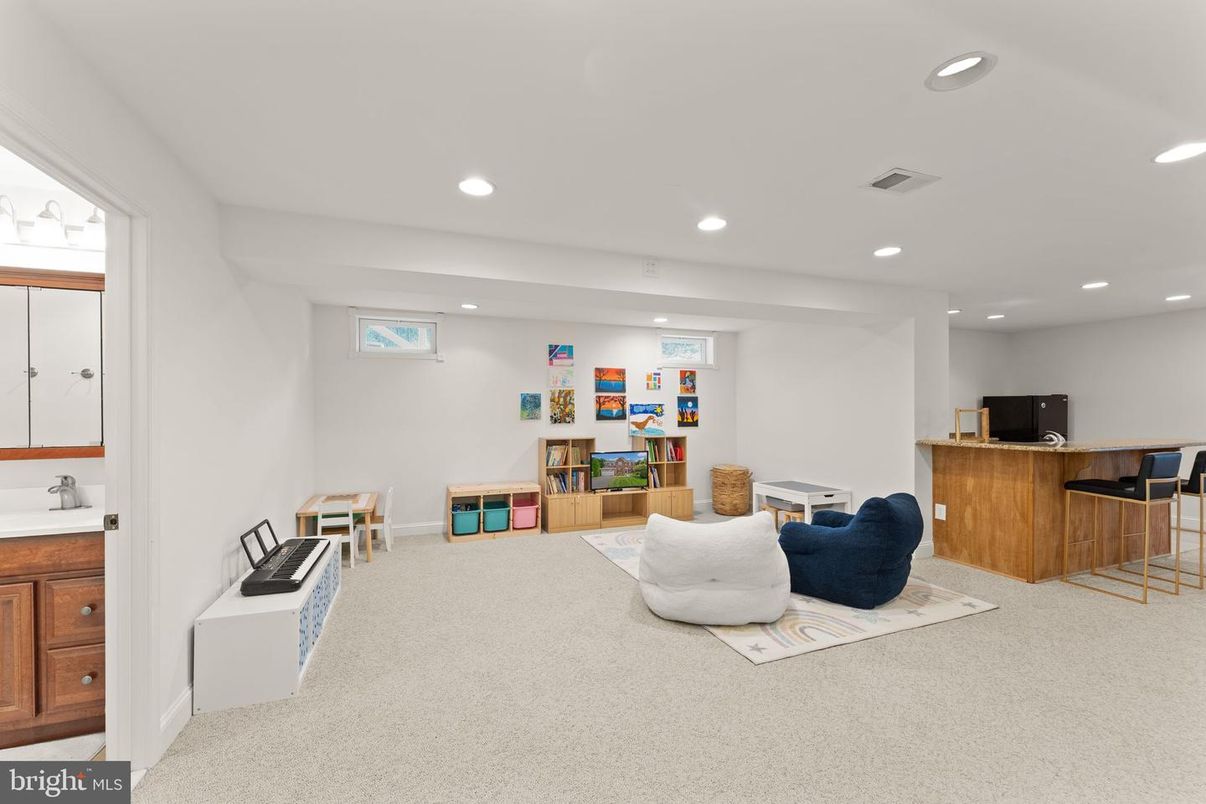 Interior, Recessed Lighting
