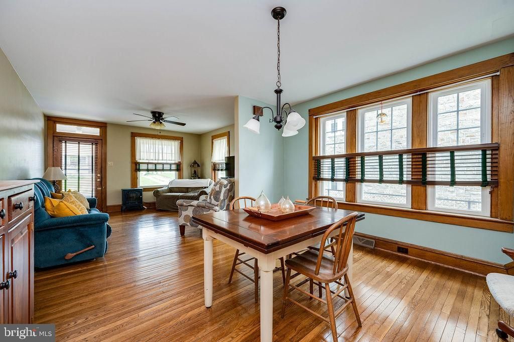 Dining room, Interior, Living room, Pendant Lights, Wood Texture Flooring