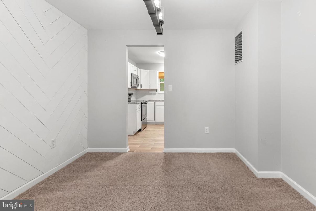 Empty room, Interior, Kitchen