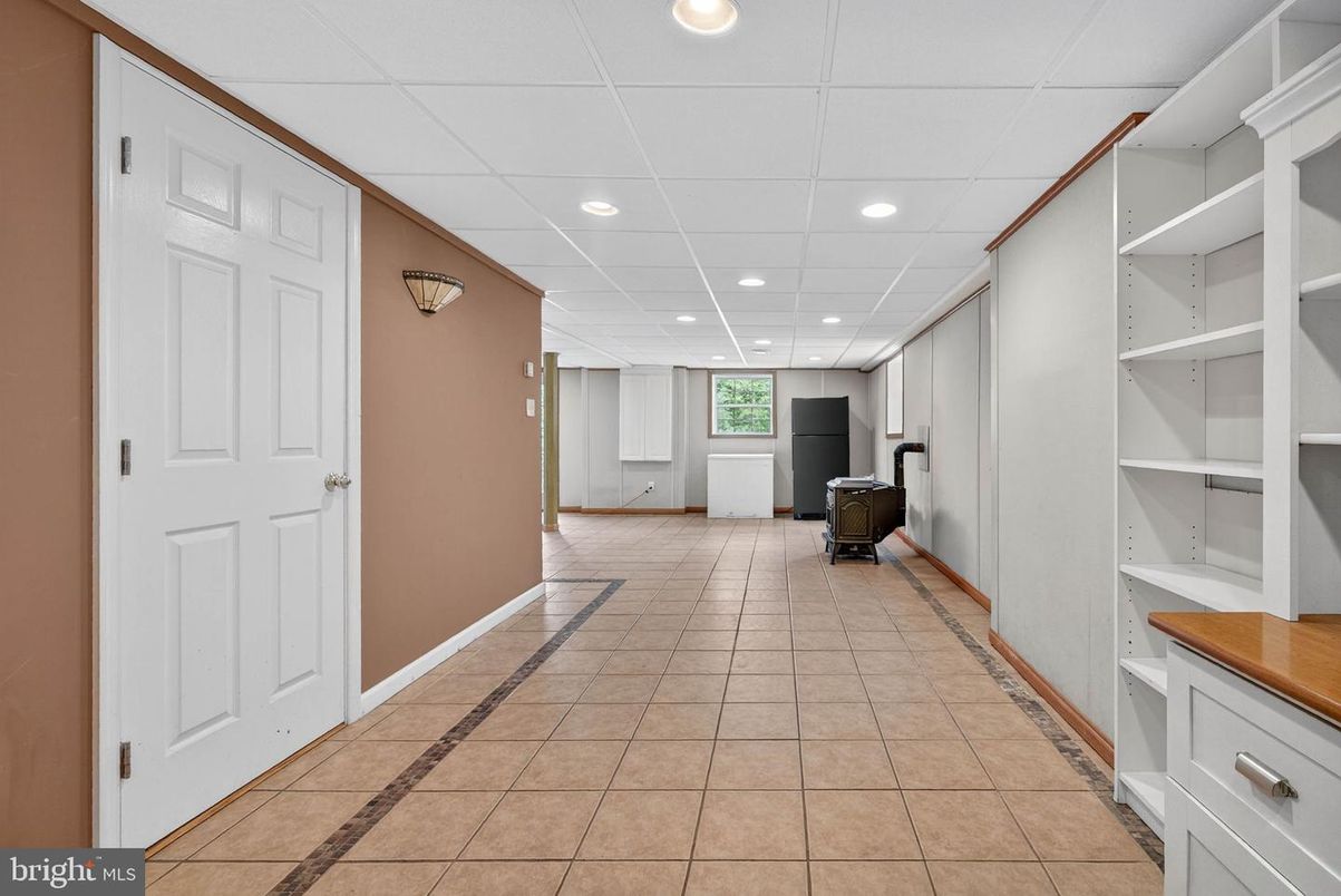Interior, Recessed Lighting