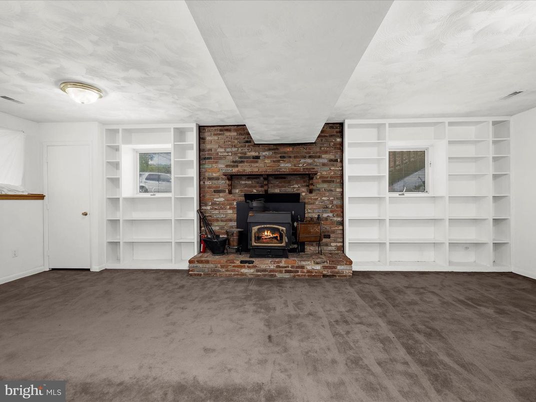 Empty room, Fireplace, Interior, Stone Walls