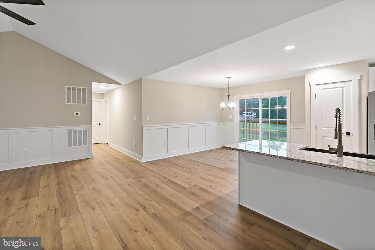 Empty room, Interior, Pendant Lights, Recessed Lighting, Wood Texture Flooring