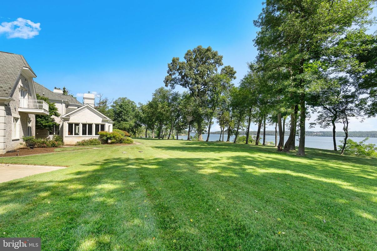 Backyard, Exterior, Water