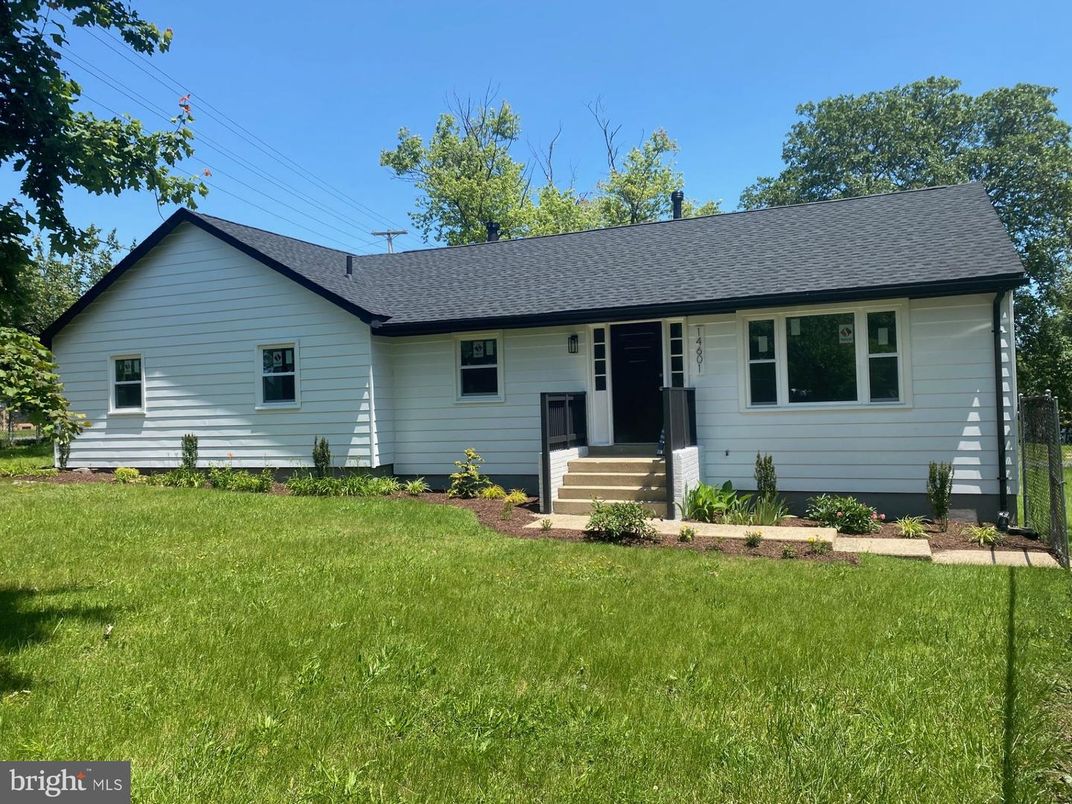 Exterior, Facade, Cape Cod