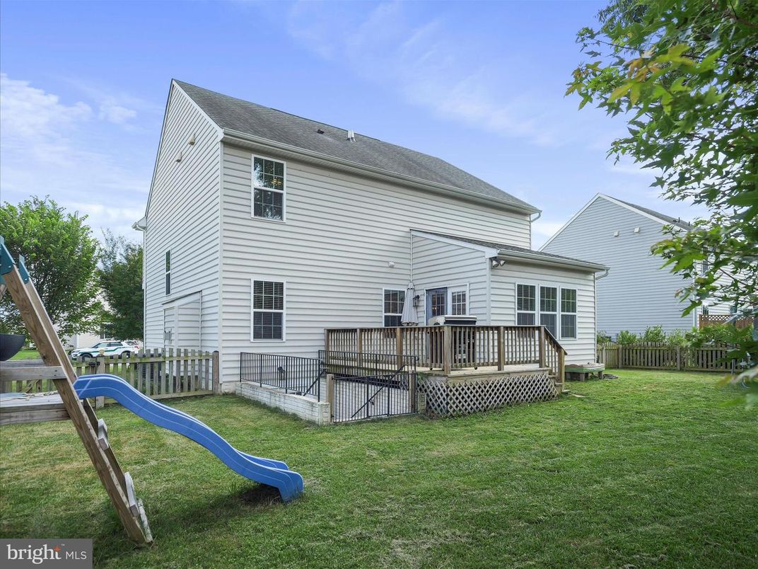 Backyard, Exterior, Playground