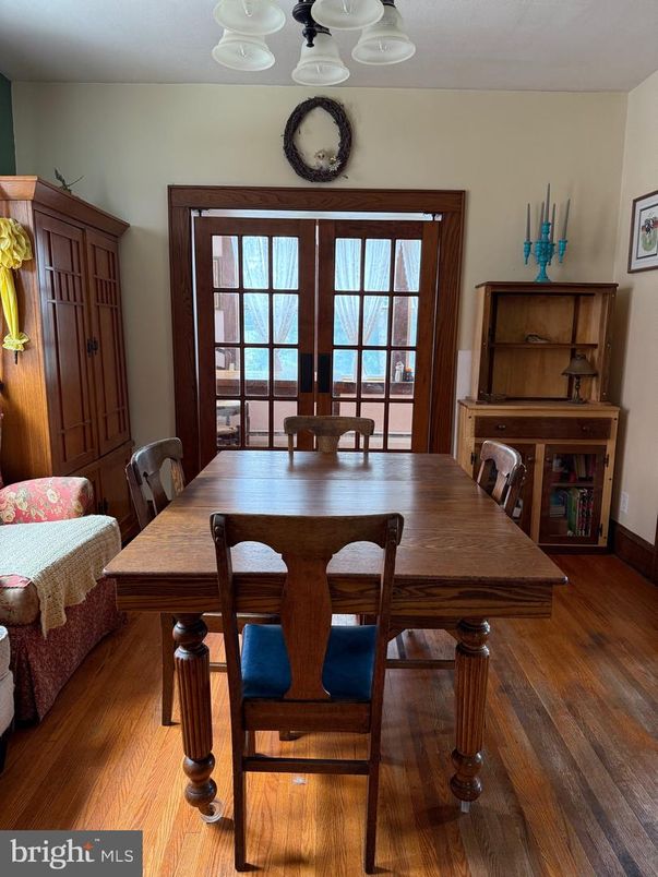 Dining room, Interior, Wood Texture Flooring