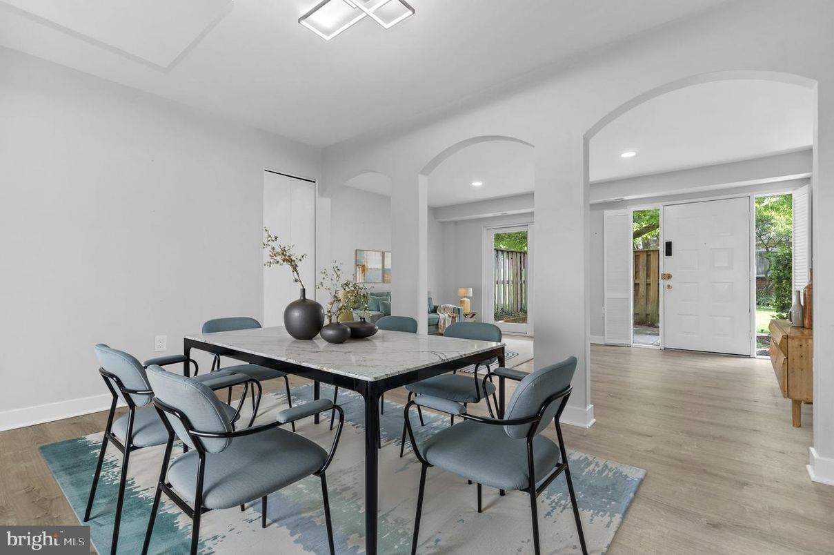 Dining room, Interior, Recessed Lighting, Wood Texture Flooring