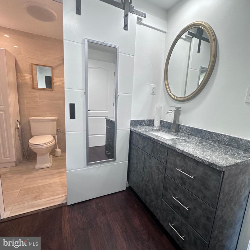 Bathroom, Interior, Recessed Lighting, Wood Texture Flooring