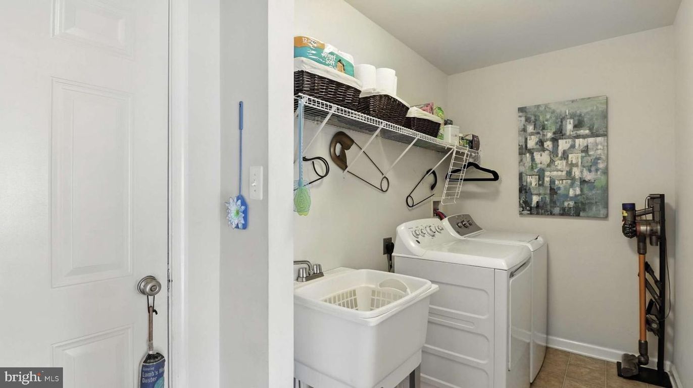 Interior, Washer