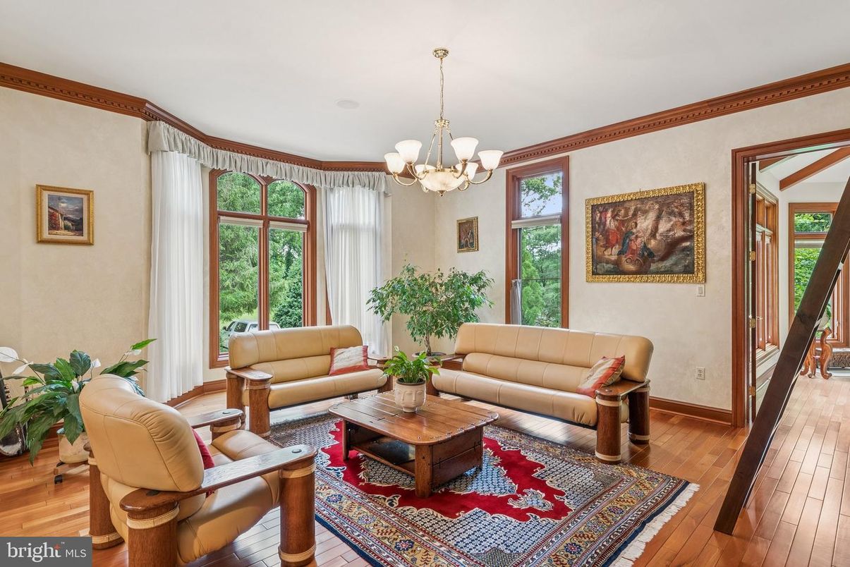 Chandelier, Interior, Living room, Wood Texture Flooring