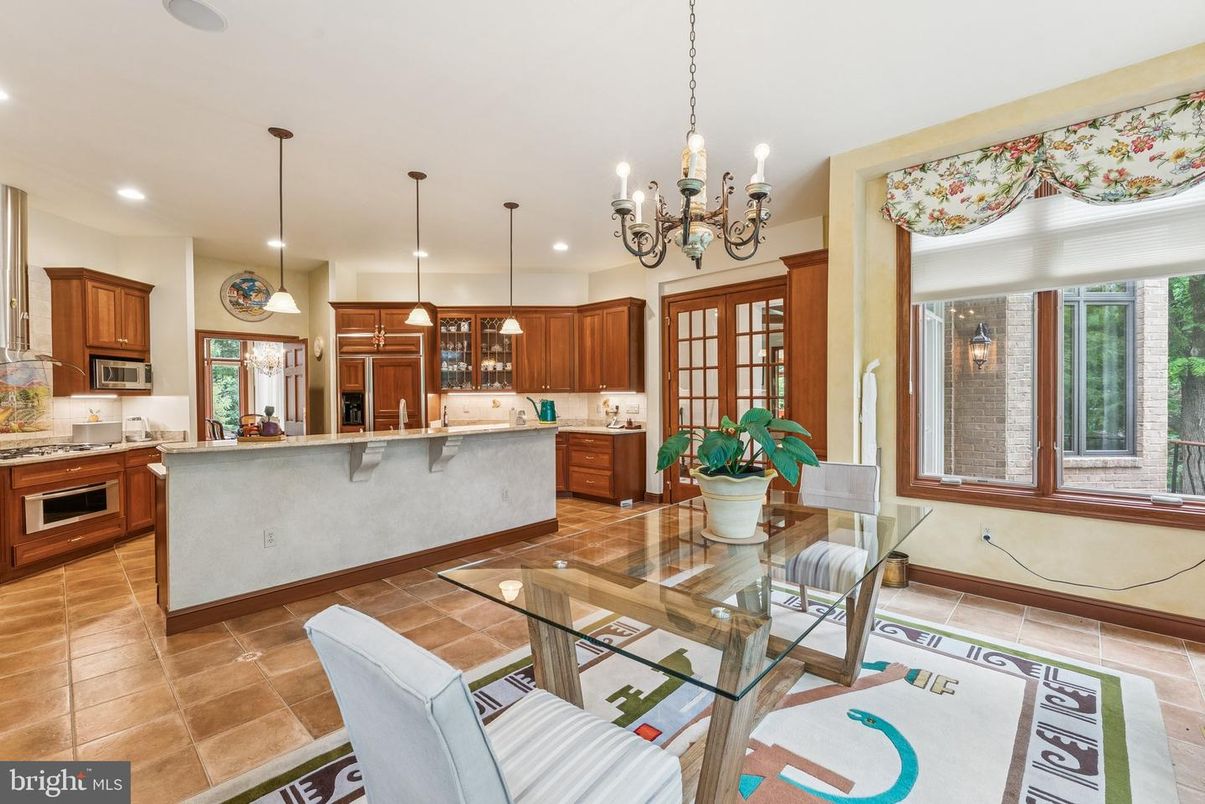 Chandelier, Dining room, Interior, Kitchen, Pendant Lights, Recessed Lighting