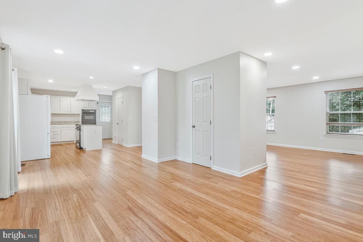 Empty room, Interior, Kitchen, Recessed Lighting, Wood Texture Flooring