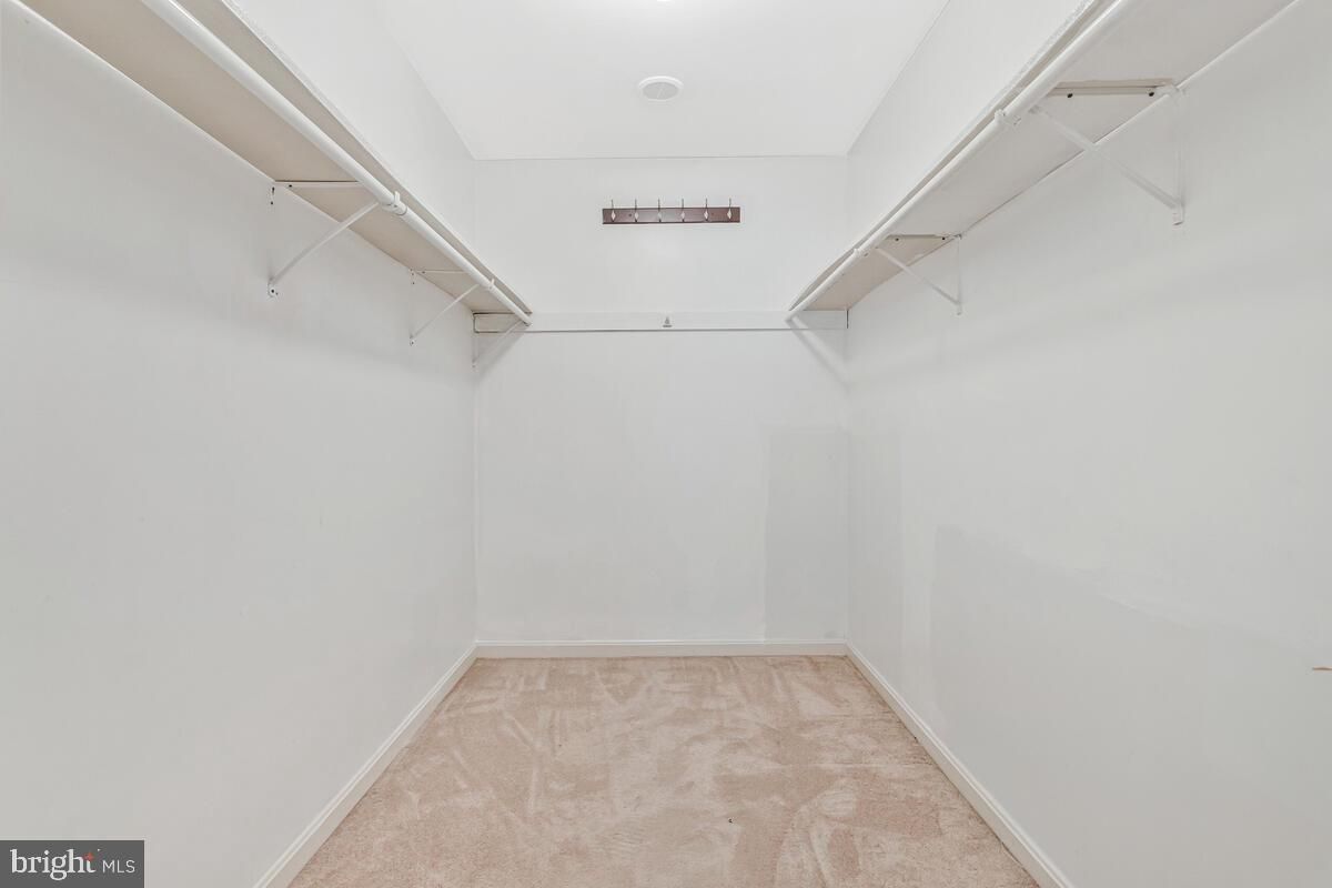 Interior, Walk-in Closets