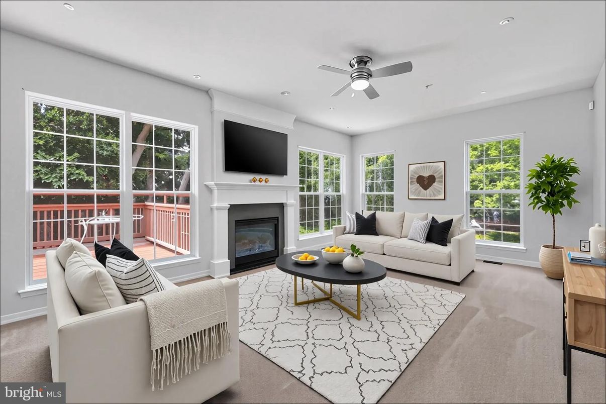 Fireplace, Interior, Living room, Recessed Lighting