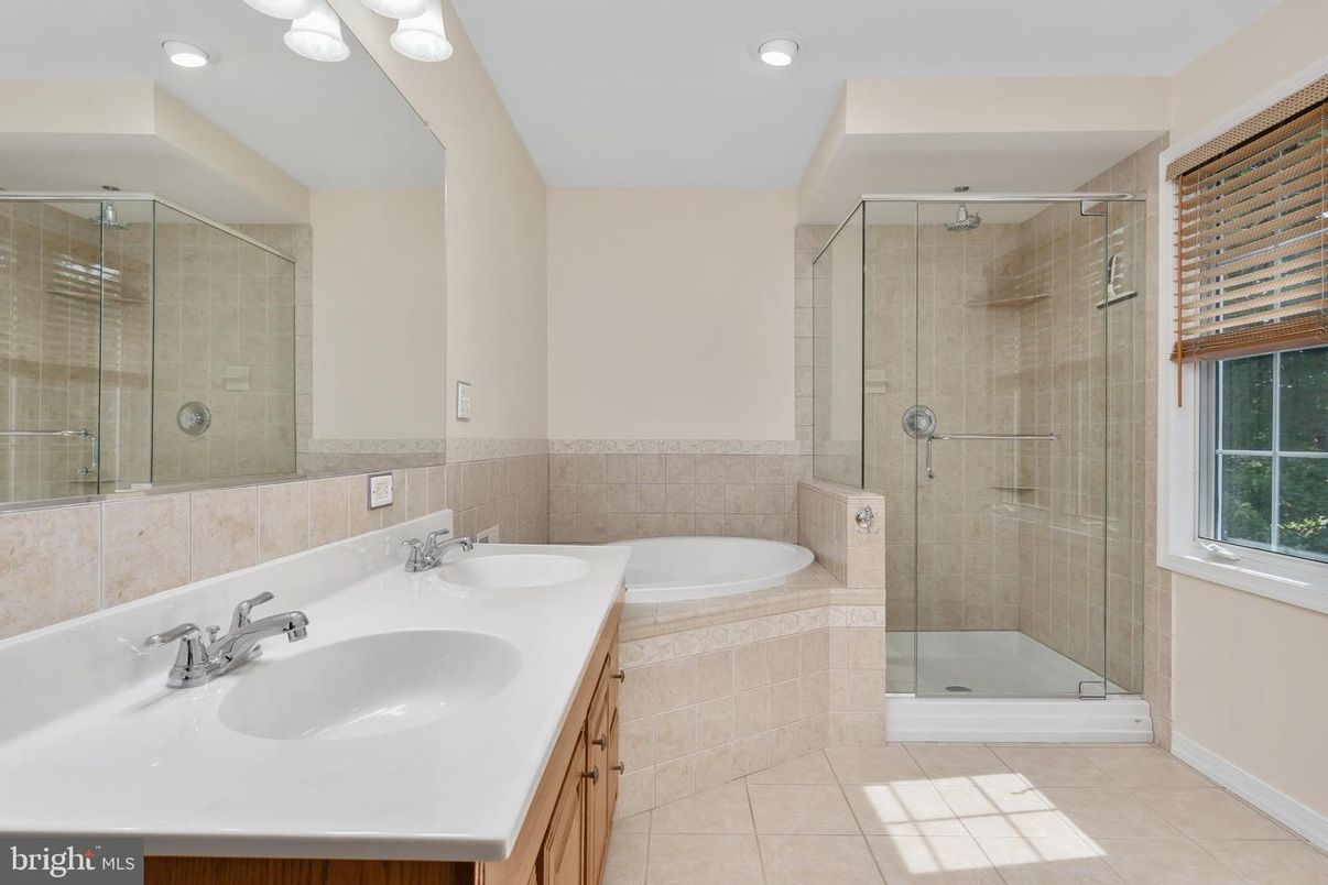 Bathroom, Dual Sink Vanities, Glass Shower, Interior, Recessed Lighting