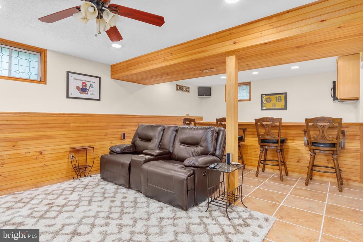 Home Theatre Room, Interior, Recessed Lighting, Wooden Walls