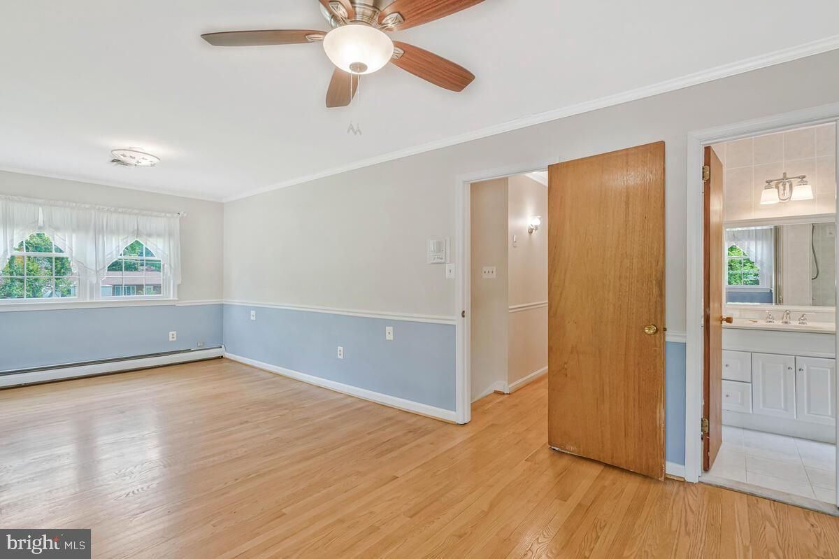 Bathroom, Empty room, Interior, Wood Texture Flooring