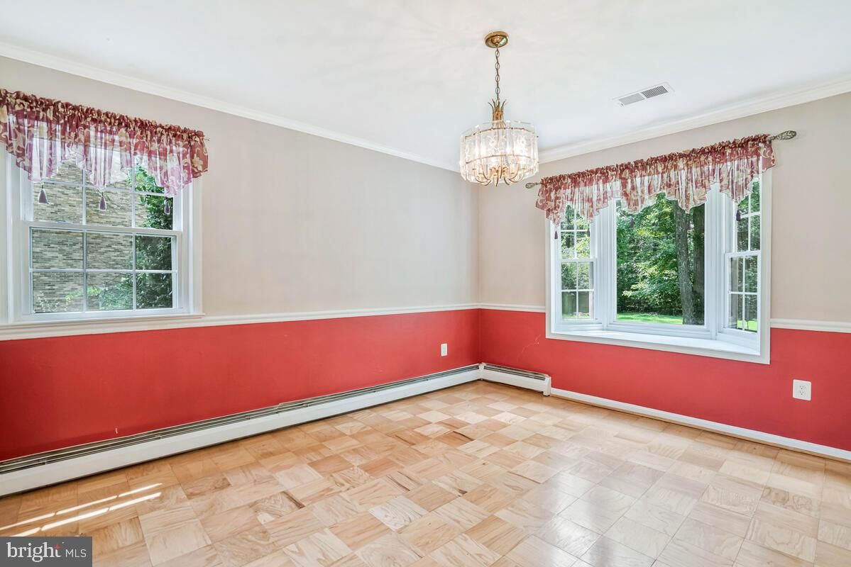 Chandelier, Empty room, Interior, Wood Texture Flooring