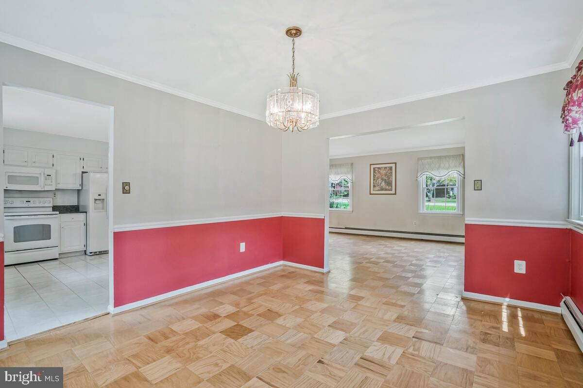 Chandelier, Empty room, Interior, Kitchen, Wood Texture Flooring