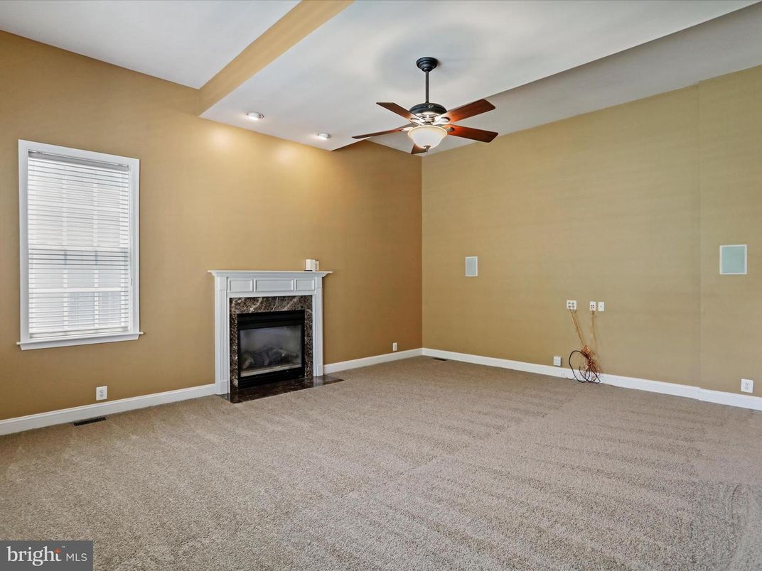 Empty room, Fireplace, Interior, Recessed Lighting