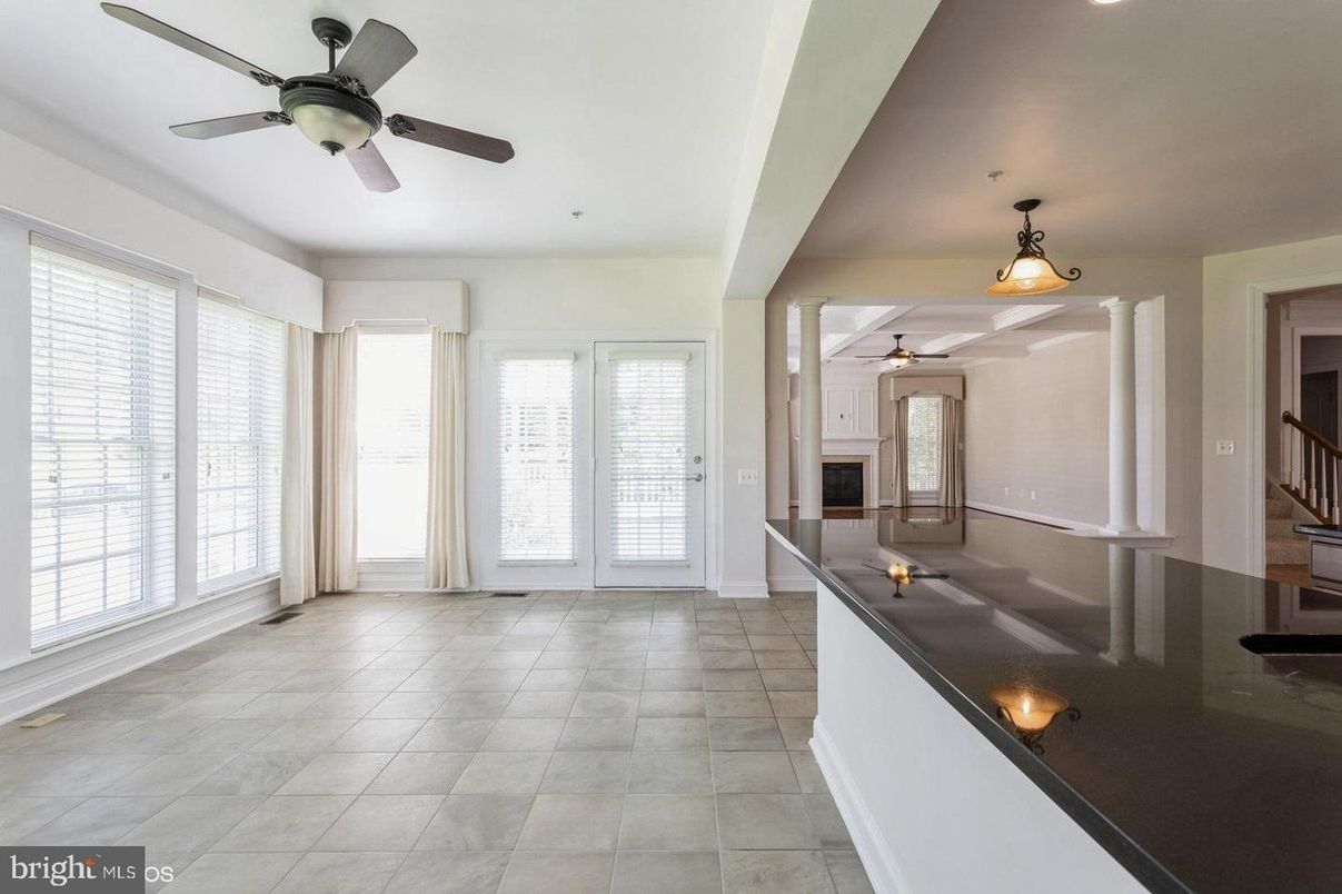 Fireplace, Interior, Recessed Lighting