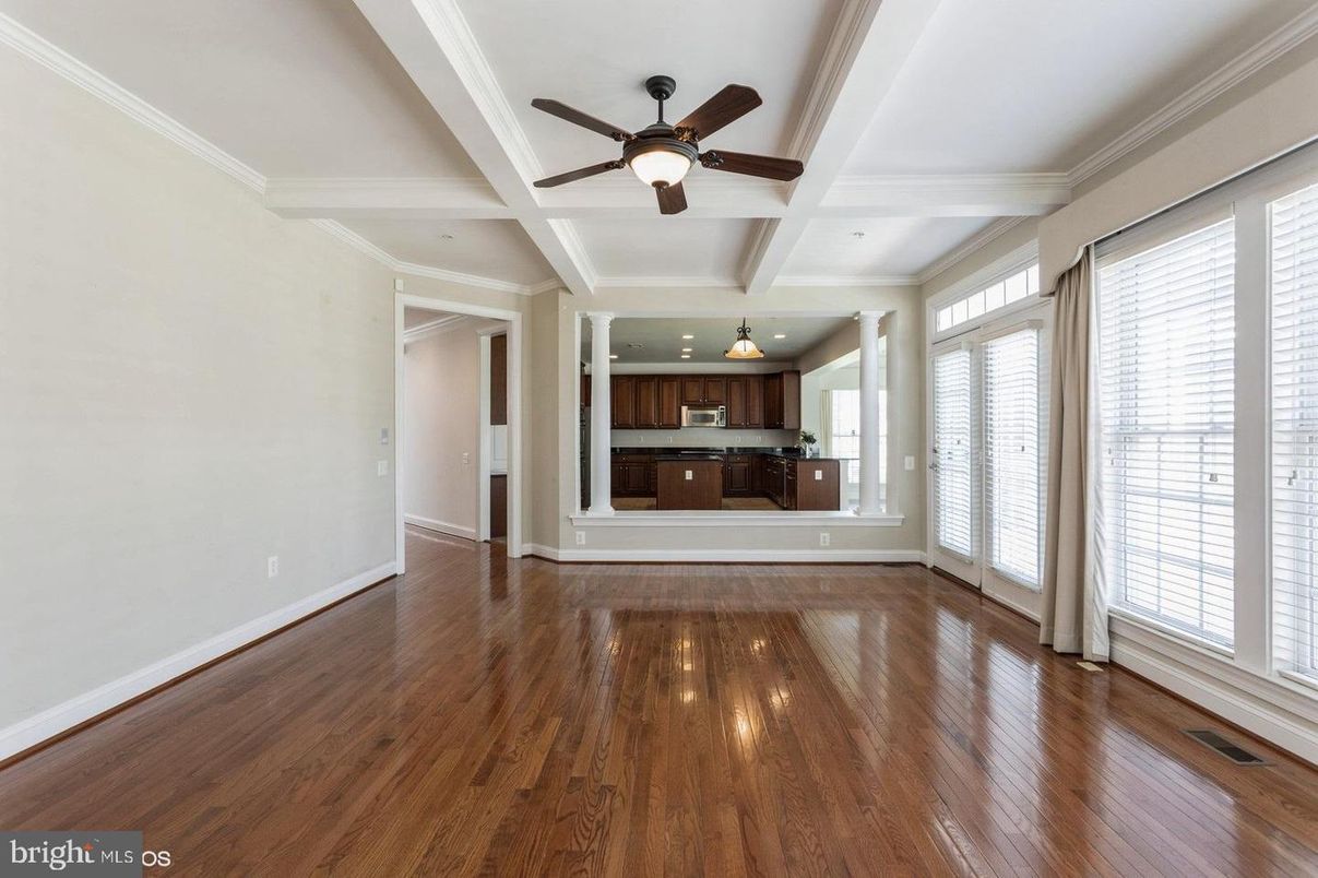 Empty room, Interior, Kitchen, Wood Texture Flooring