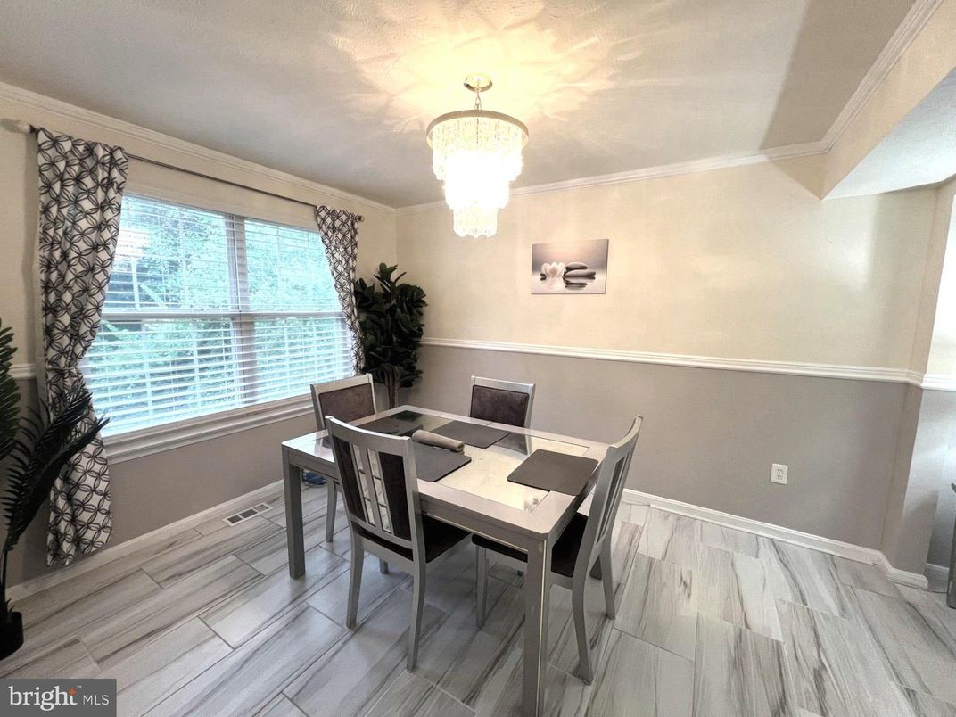 Chandelier, Dining room, Interior, Wood Texture Flooring