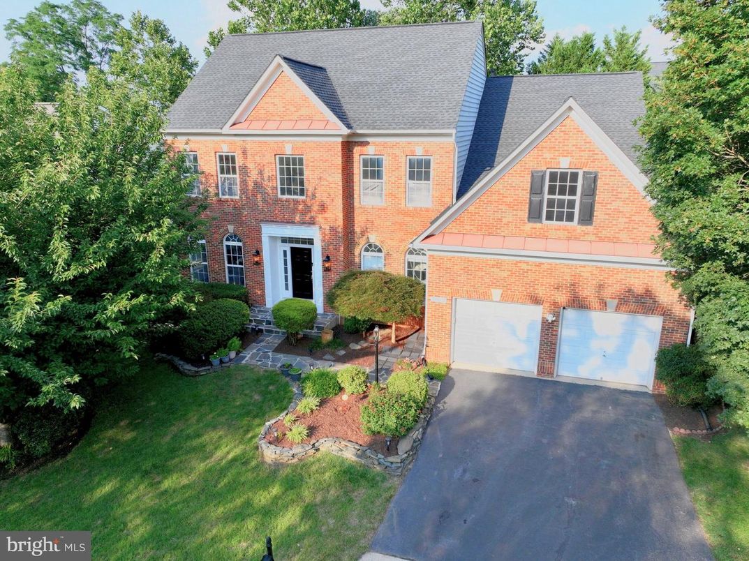 Attached, Exterior, Facade, Brick Facade, Brick Traditional