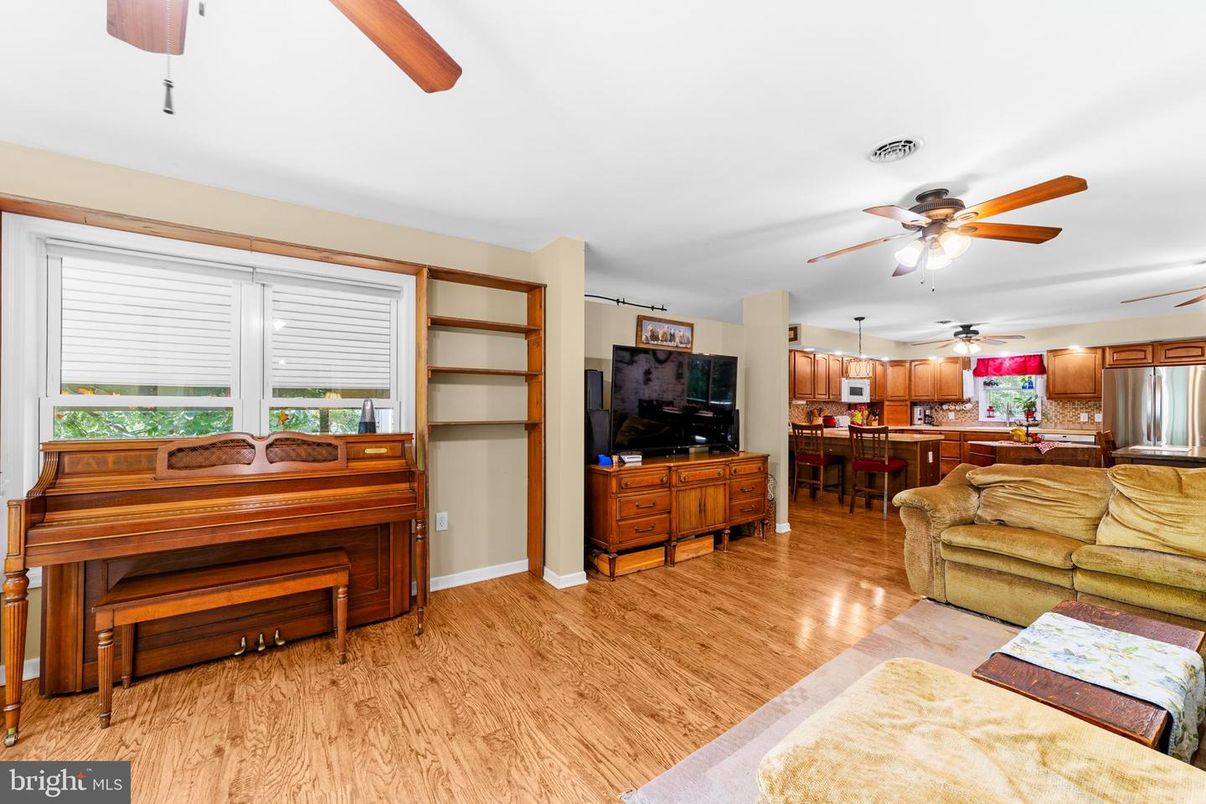 Interior, Kitchen, Living room, Piano, Wood Texture Flooring