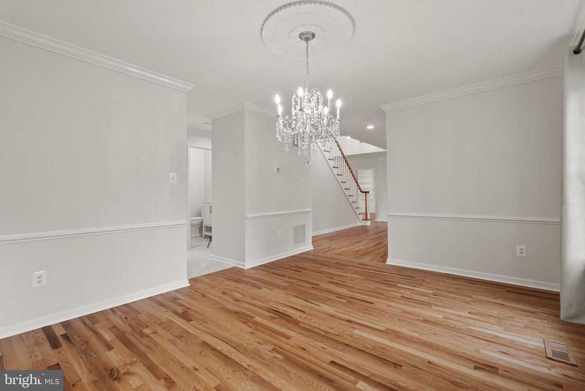 Chandelier, Empty room, Interior, Recessed Lighting, Wood Texture Flooring